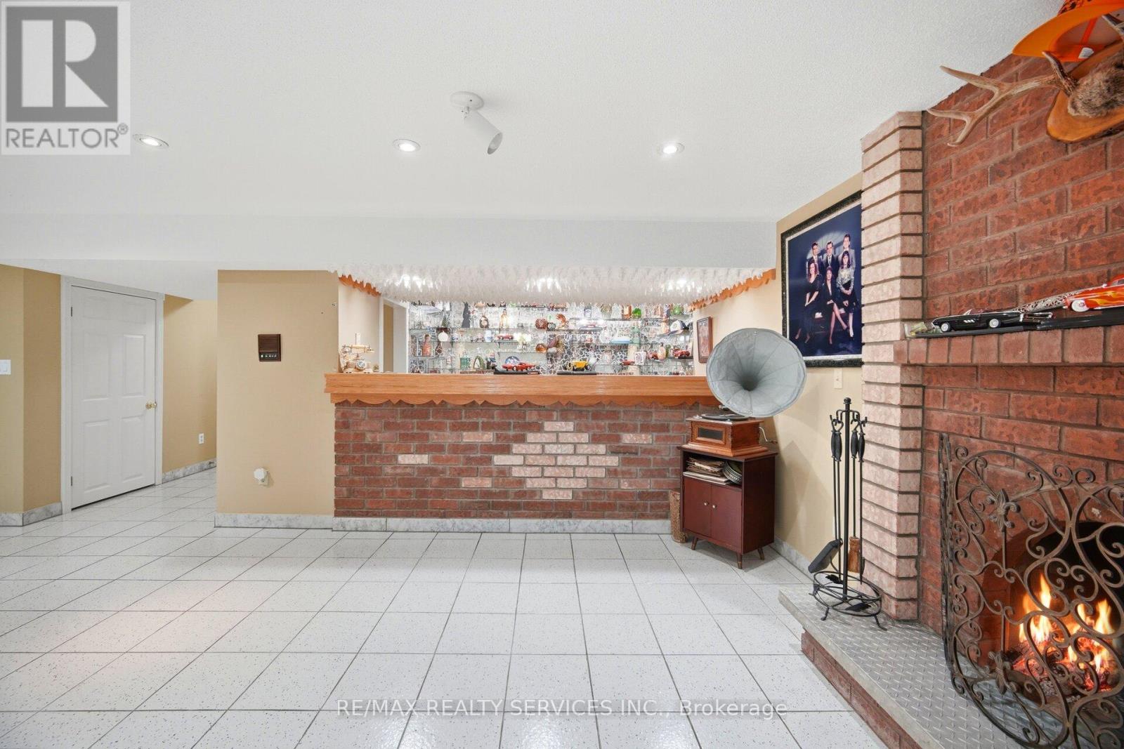 36 Shadywood Road, Brampton, Ontario  L6Z 4M1 - Photo 35 - W13423420