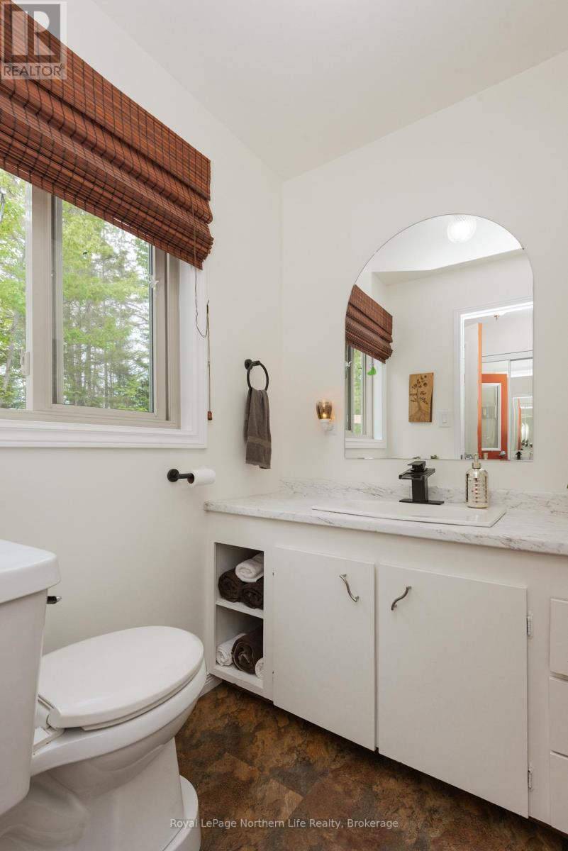 27 Little Down Lane, North Bay, Ontario  P1B 8G2 - Photo 21 - X13425356