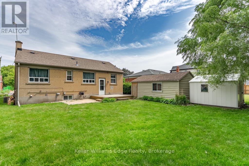 1025 Pinegrove Road, Oakville, Ontario  L6L 2W3 - Photo 16 - W13428712