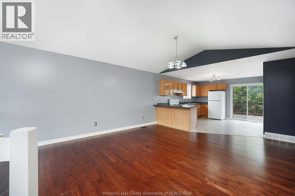 4134 Zurich, Windsor, Ontario  N9G 3E4 - Photo 10 - 26012788