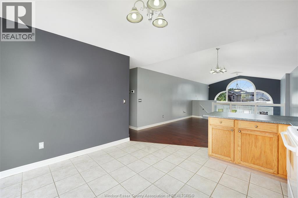 4134 Zurich, Windsor, Ontario  N9G 3E4 - Photo 14 - 26012788