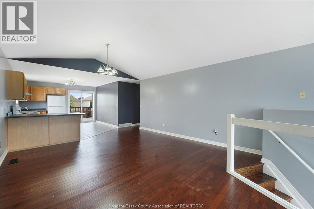 4134 Zurich, Windsor, Ontario  N9G 3E4 - Photo 9 - 26012788