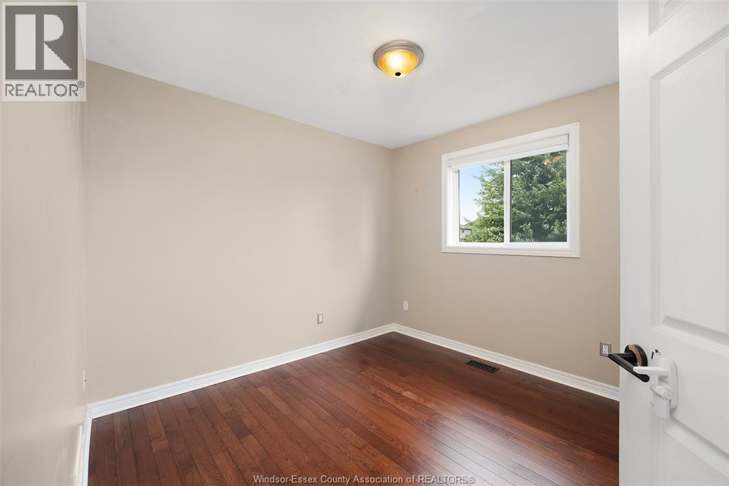 4134 Zurich, Windsor, Ontario  N9G 3E4 - Photo 16 - 26012788