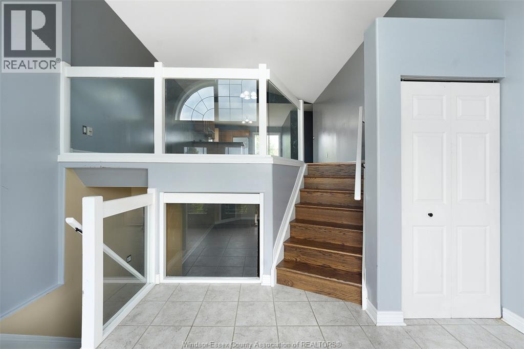 4134 Zurich, Windsor, Ontario  N9G 3E4 - Photo 5 - 26012788