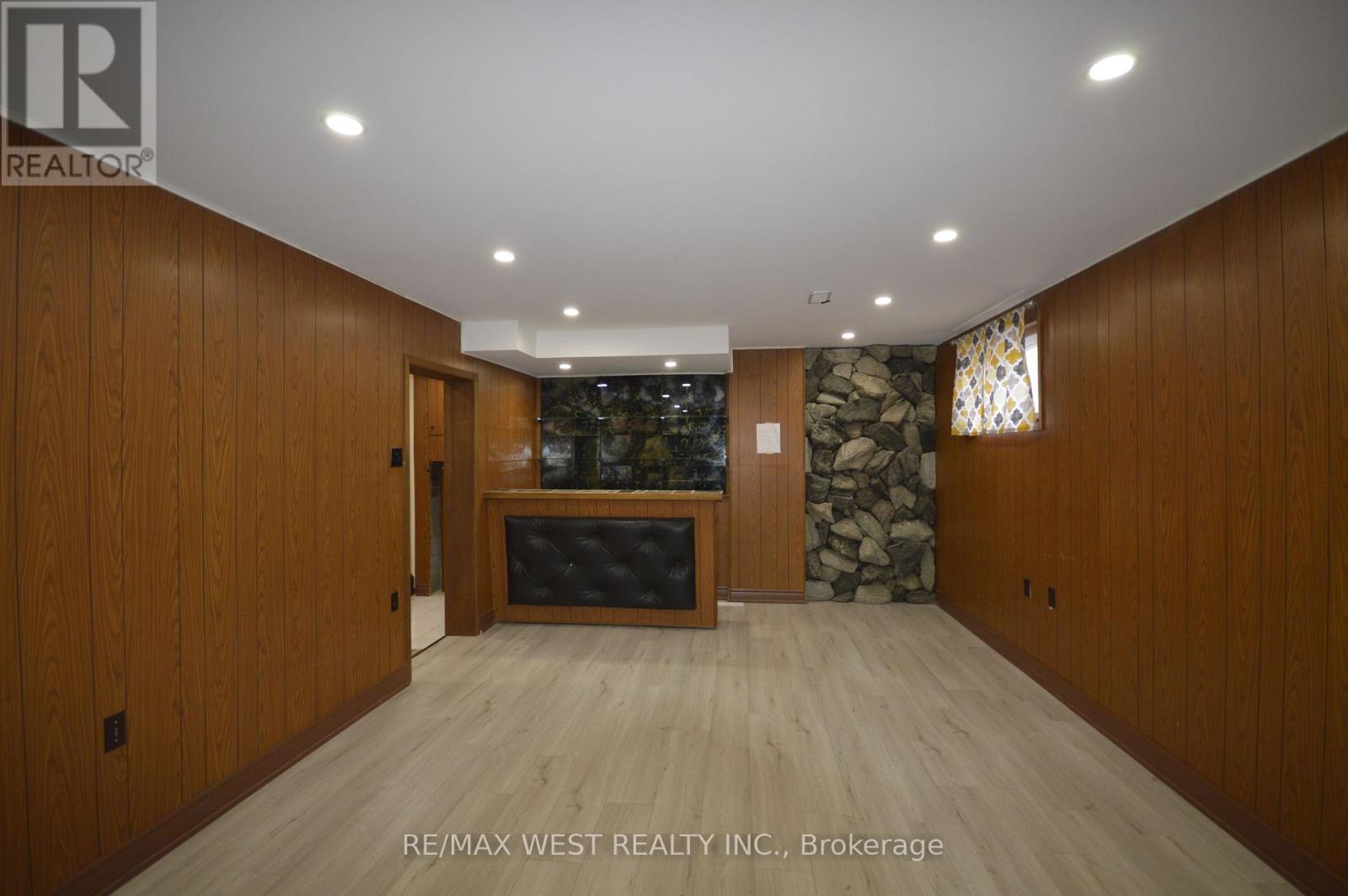 84 Kearney Drive, Toronto, Ontario  M9W 5J8 - Photo 17 - W13428710
