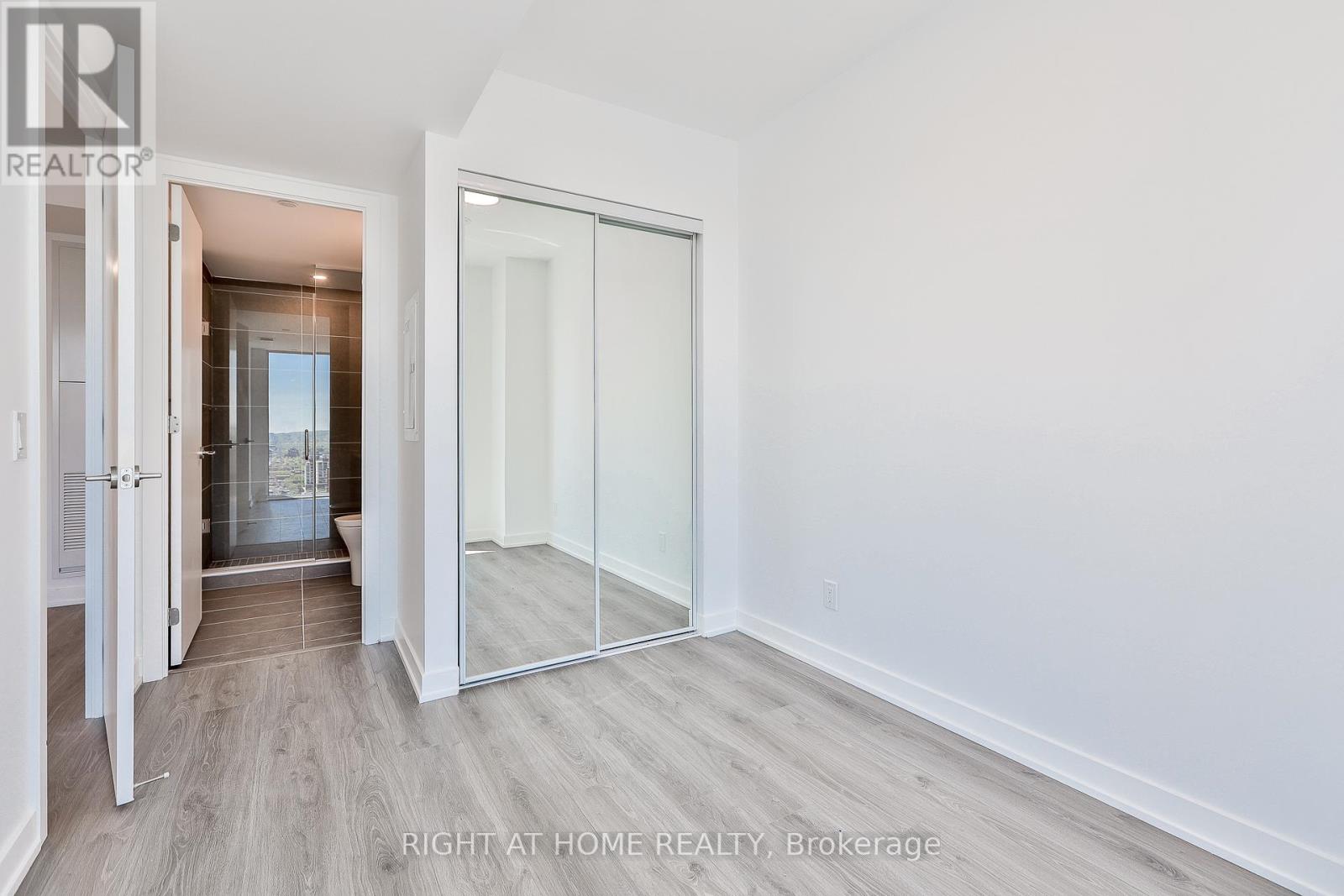 2805 - 100 Queen Street E, Toronto, Ontario  M5C 0B5 - Photo 14 - C13428800