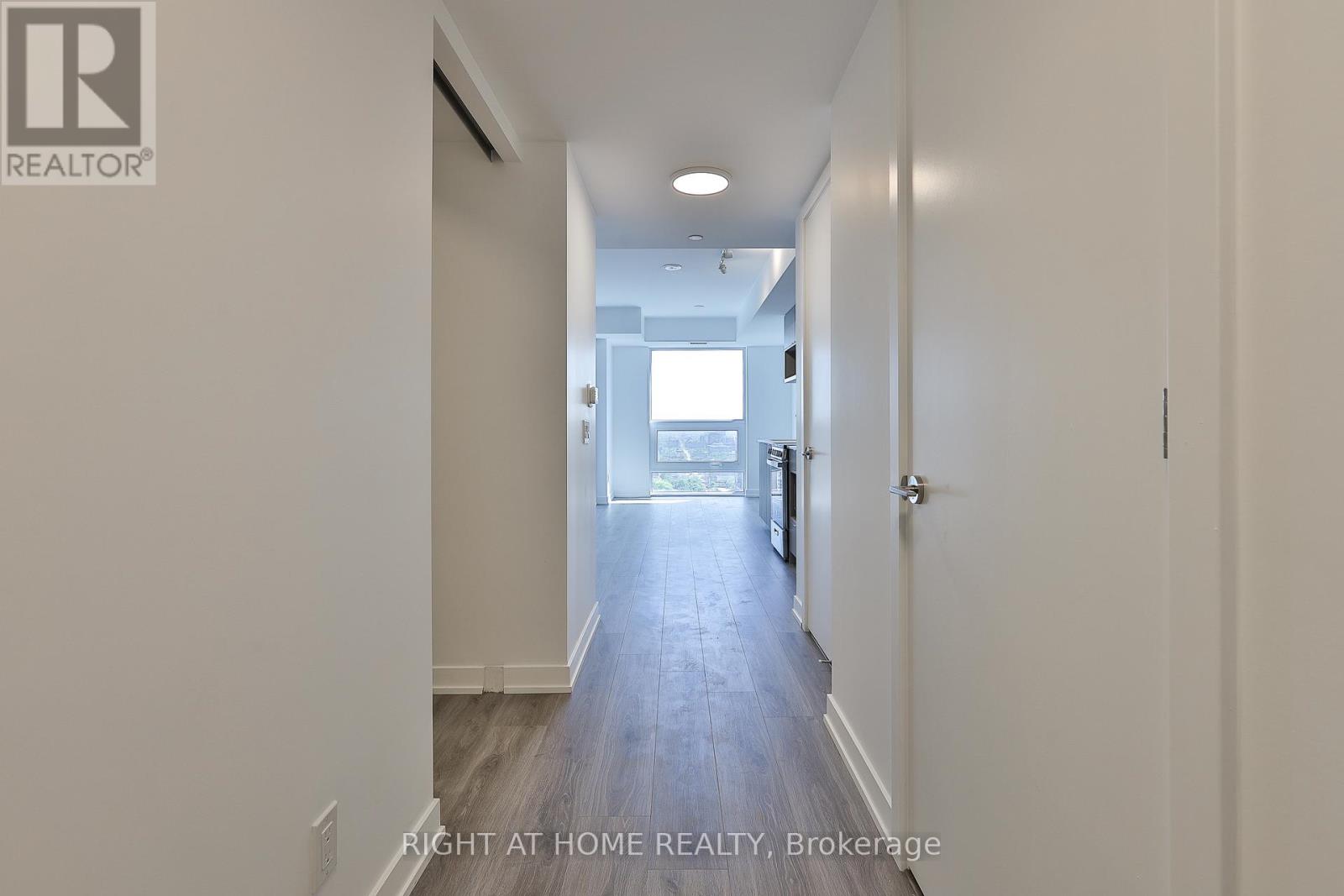 2805 - 100 Queen Street E, Toronto, Ontario  M5C 0B5 - Photo 18 - C13428800