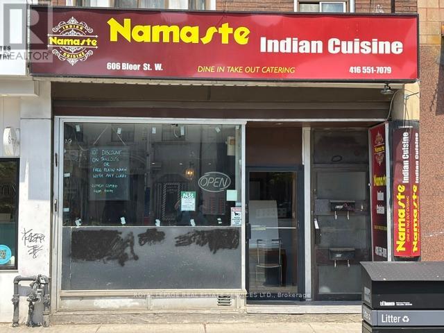 606 BLOOR STREET W, Toronto, Ontario