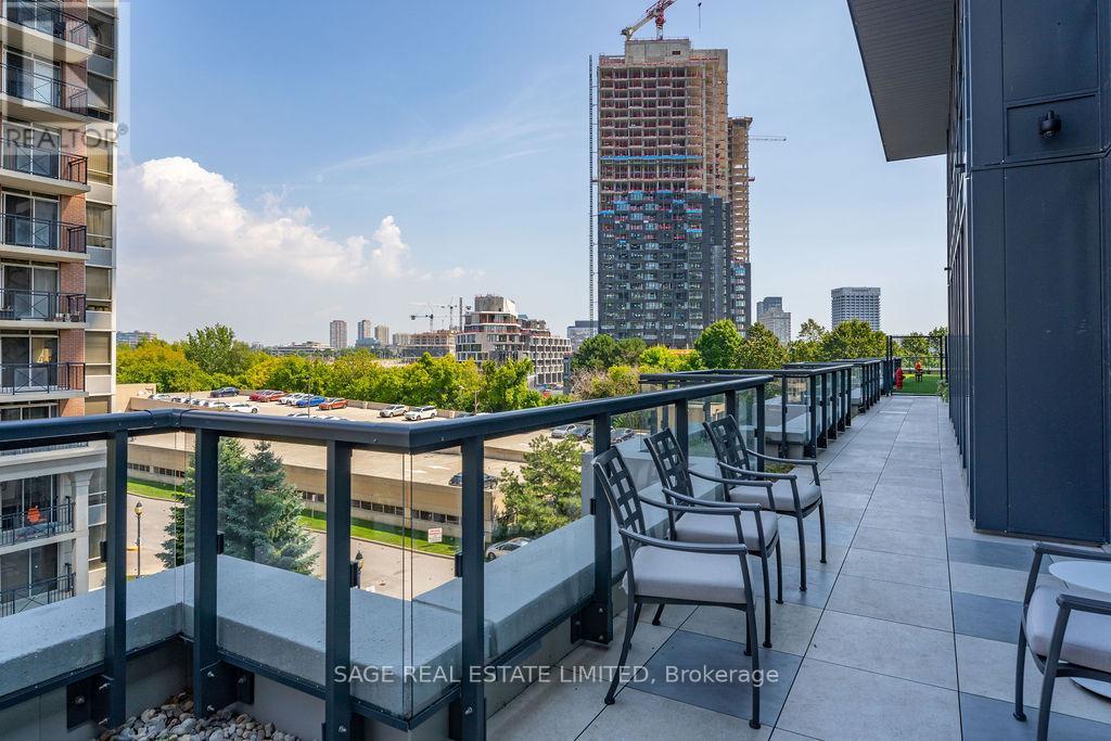 1103 - 30 Inn On The Park Drive, Toronto, Ontario  M3C 0P7 - Photo 27 - C13428850