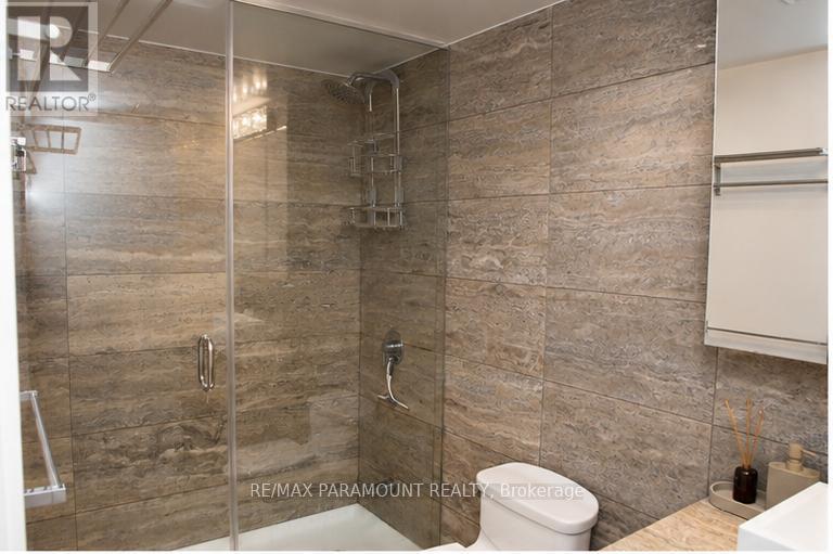 555 - 10 Capreol Court, Toronto, Ontario  M5V 4B3 - Photo 19 - C13428876