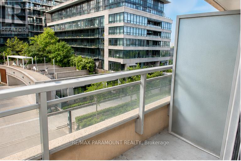 555 - 10 Capreol Court, Toronto, Ontario  M5V 4B3 - Photo 23 - C13428876