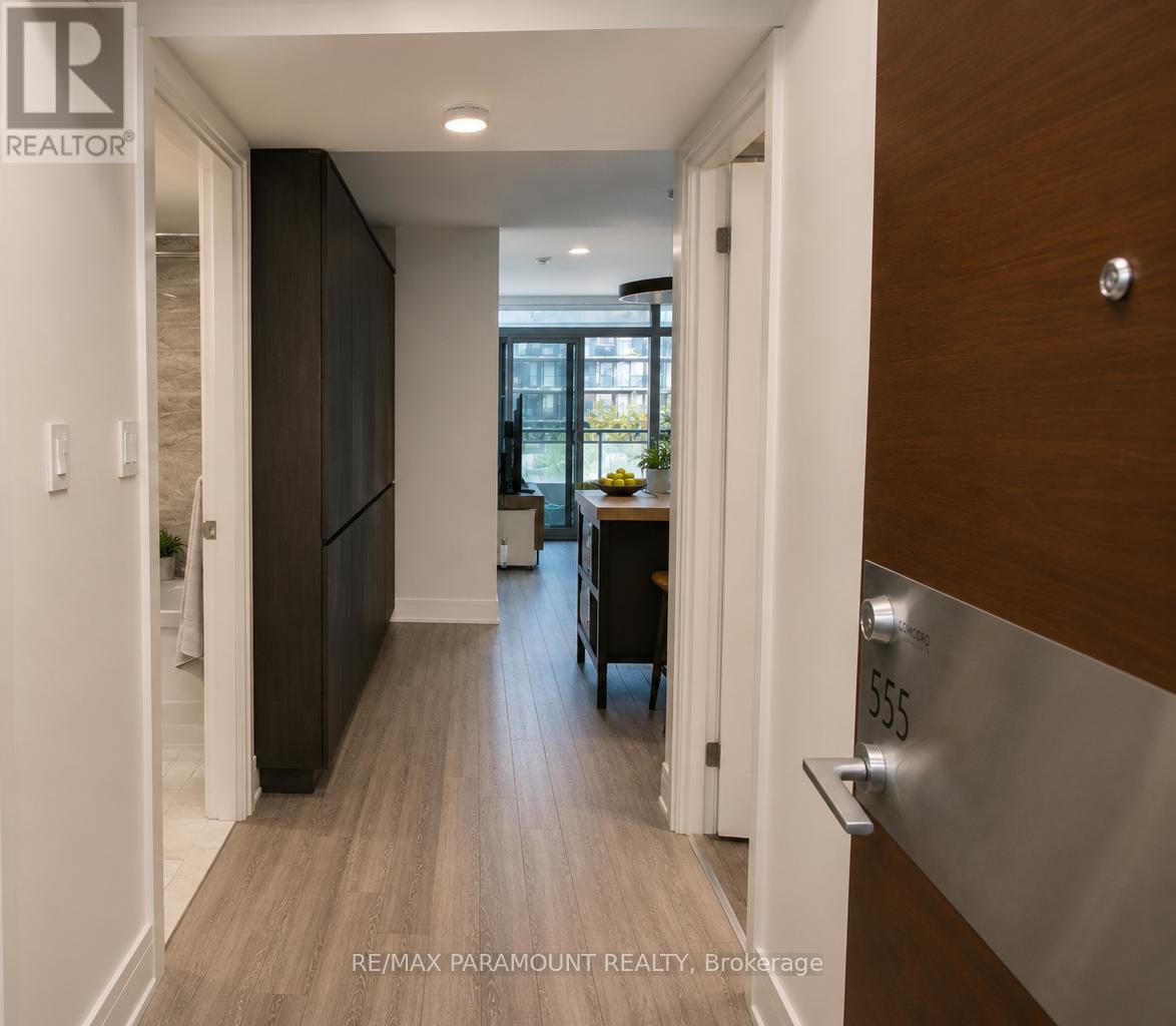 555 - 10 Capreol Court, Toronto, Ontario  M5V 4B3 - Photo 7 - C13428876