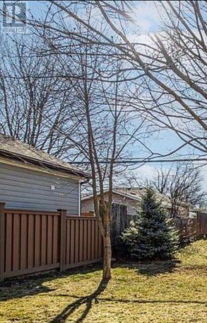 757 Phillip Murray Avenue, Oshawa, Ontario  L1J 1J2 - Photo 6 - E13428764