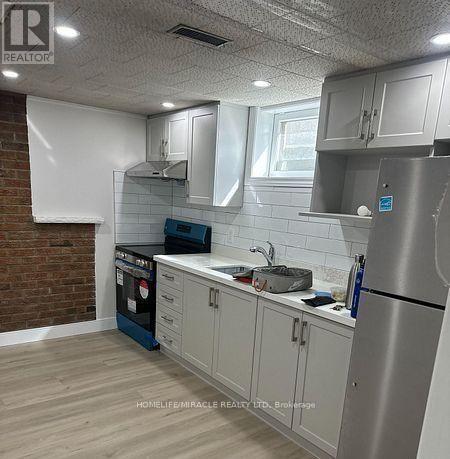 757 Phillip Murray Avenue, Oshawa, Ontario  L1J 1J2 - Photo 8 - E13428764