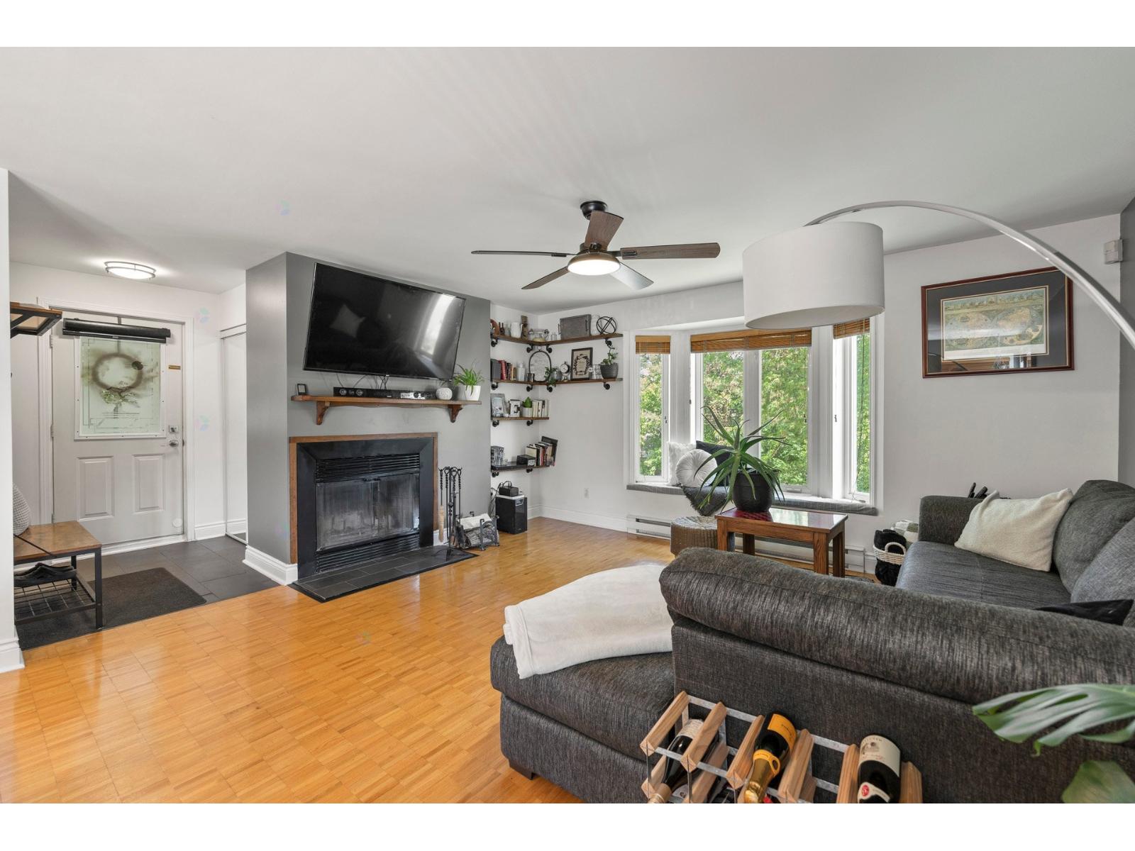 1745 Rue des Pervenches|#3 Saint-Lazare Quebec Canada J7T3B9 5