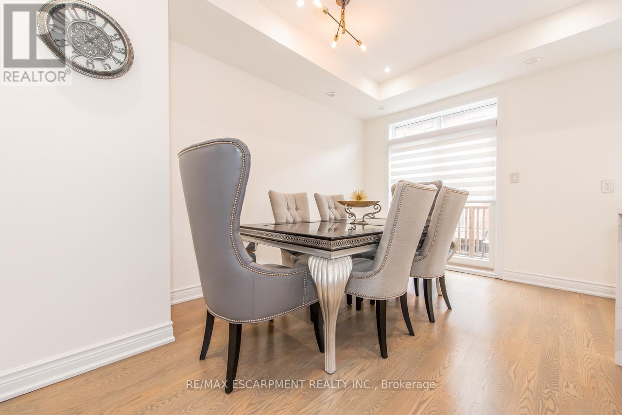 64 City Park Circle, Vaughan, Ontario  L4L 0H1 - Photo 12 - N13428756