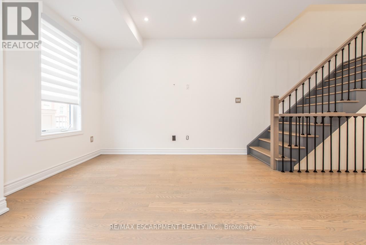 64 City Park Circle, Vaughan, Ontario  L4L 0H1 - Photo 29 - N13428756