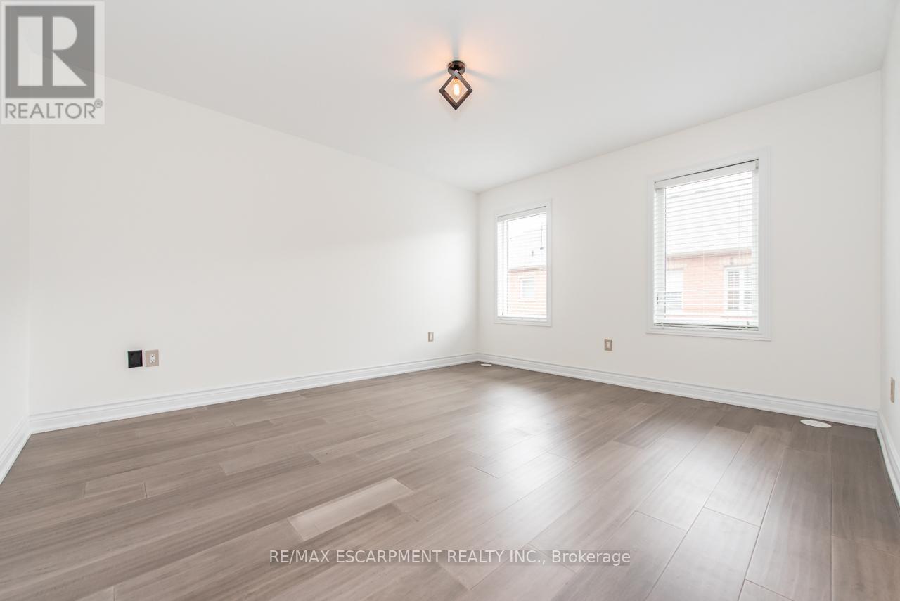 64 City Park Circle, Vaughan, Ontario  L4L 0H1 - Photo 31 - N13428756