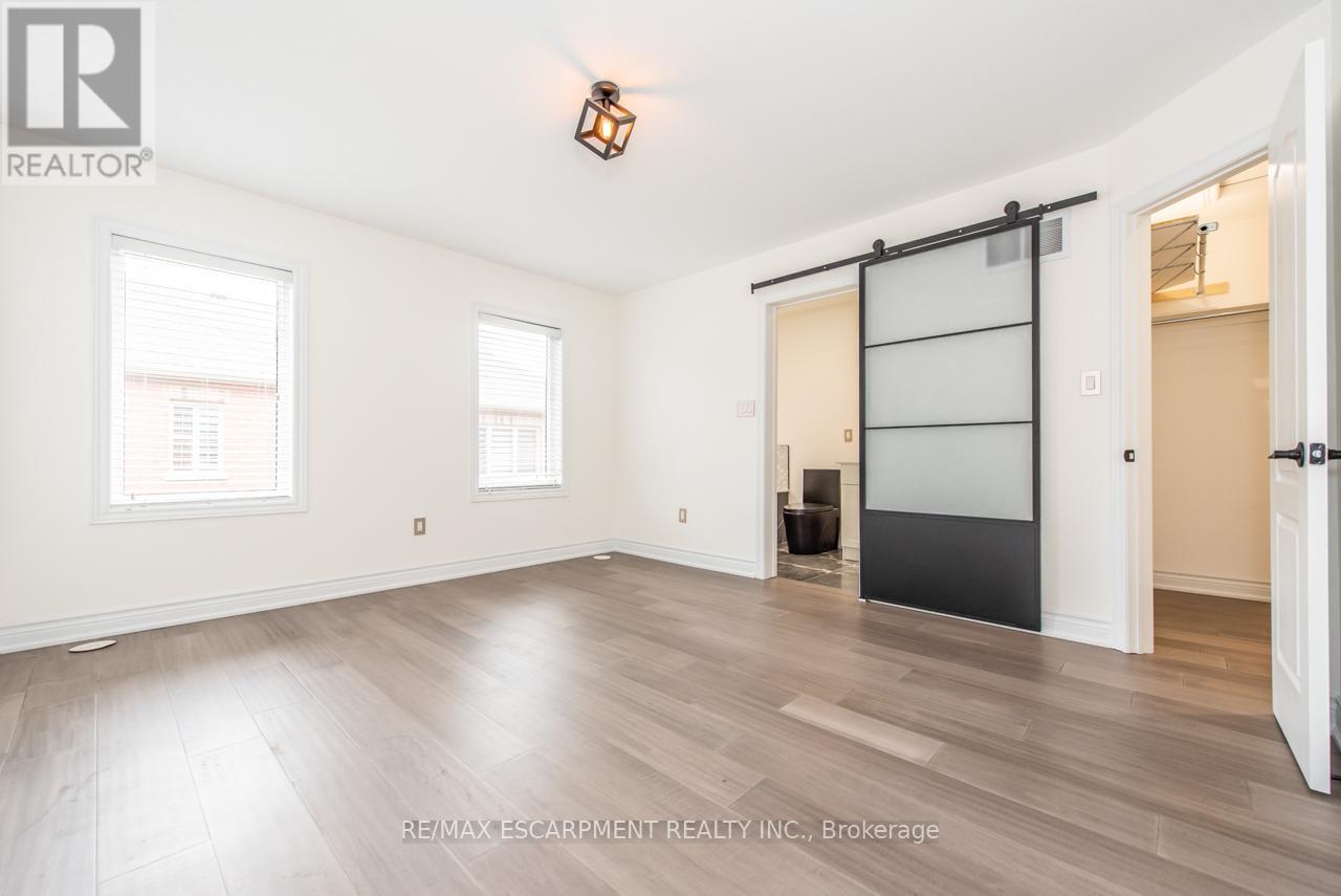 64 City Park Circle, Vaughan, Ontario  L4L 0H1 - Photo 32 - N13428756