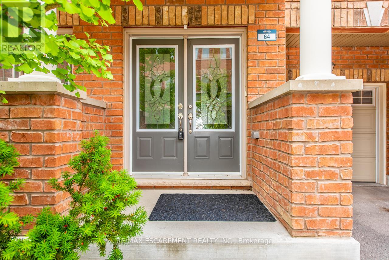 64 City Park Circle, Vaughan, Ontario  L4L 0H1 - Photo 4 - N13428756