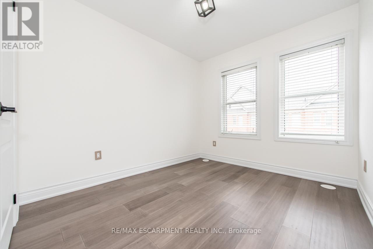 64 City Park Circle, Vaughan, Ontario  L4L 0H1 - Photo 40 - N13428756