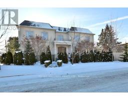 28 CLARKHILL STREET, Toronto, Ontario