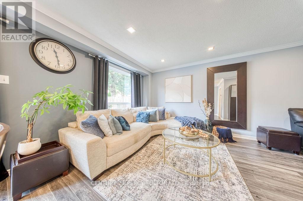 102 Clover Bloom Road, Brampton, Ontario L6R 1S6 - Photo 10 - W13428818