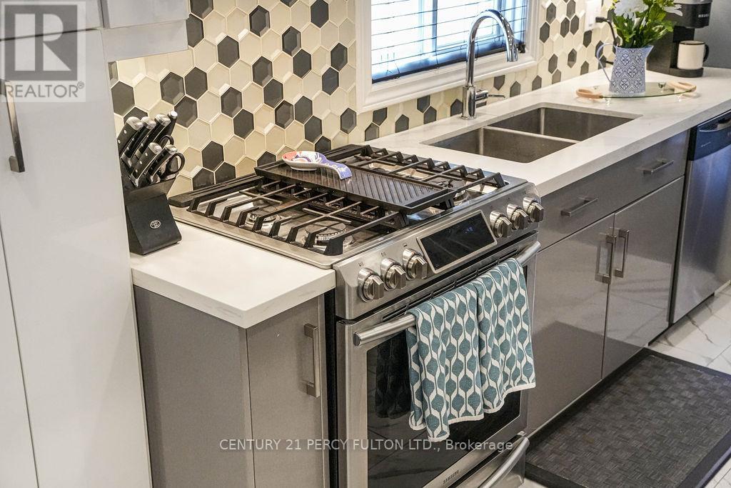 102 Clover Bloom Road, Brampton, Ontario L6R 1S6 - Photo 16 - W13428818