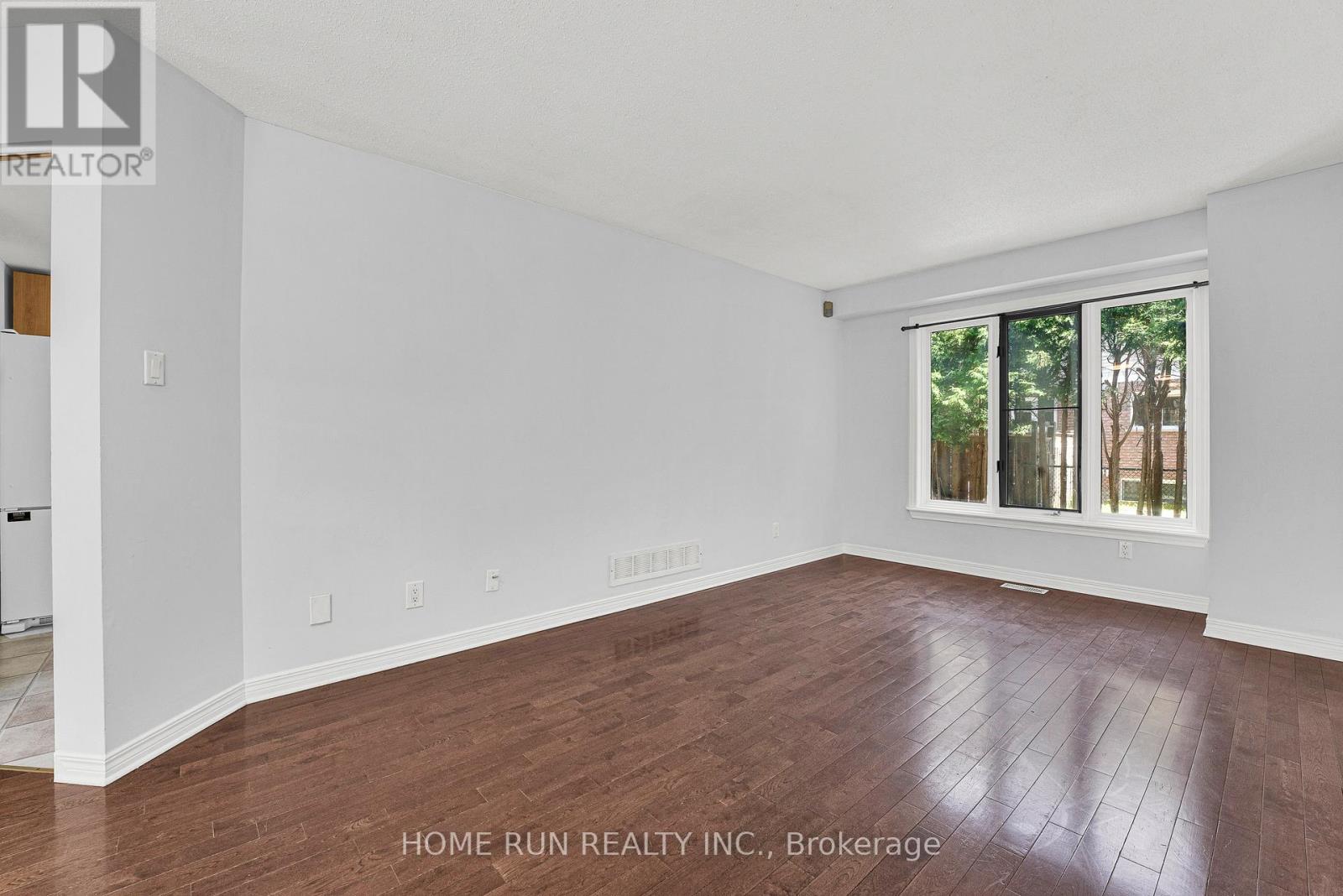 12 Gardengate Way E, Ottawa, Ontario  K2G 5Z2 - Photo 25 - X13428832