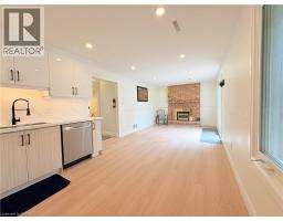 47 HIGHLAND PARK Drive Unit# 2, Dundas, Ontario