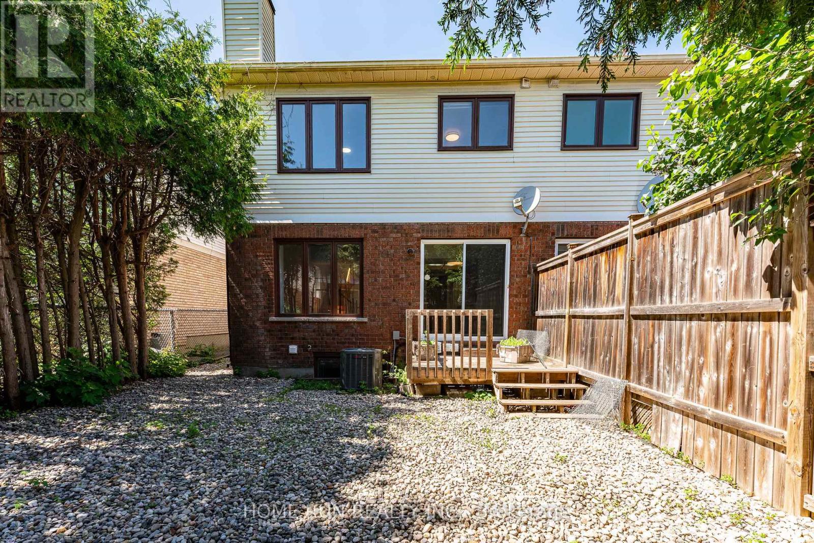 12 Gardengate Way E, Ottawa, Ontario  K2G 5Z2 - Photo 39 - X13428832