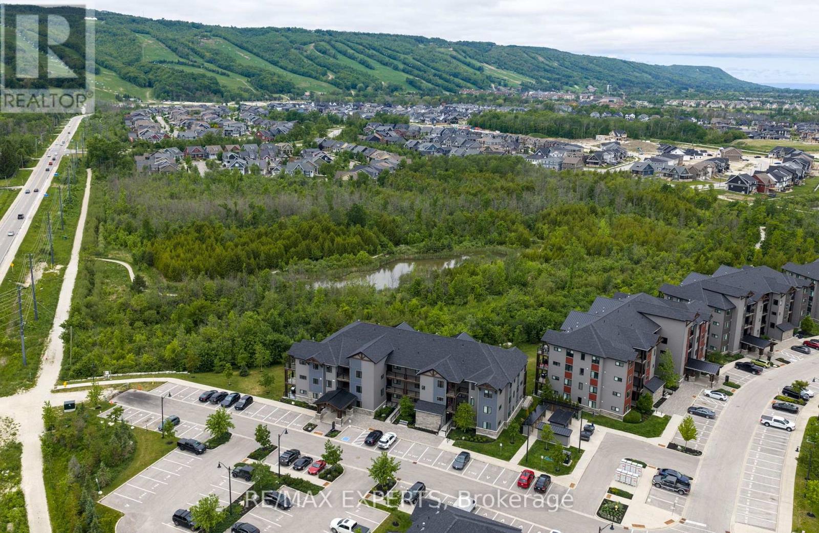 201 - 12 BEAUSOLEIL LANE, Blue Mountains, Ontario