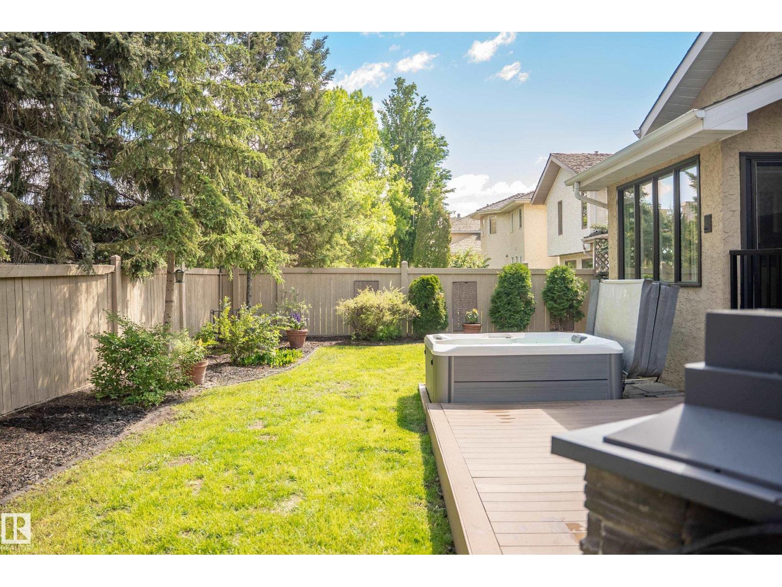 11256 10 Av NW, Edmonton, Alberta  T6J 6S2 - Photo 44 - E4492871
