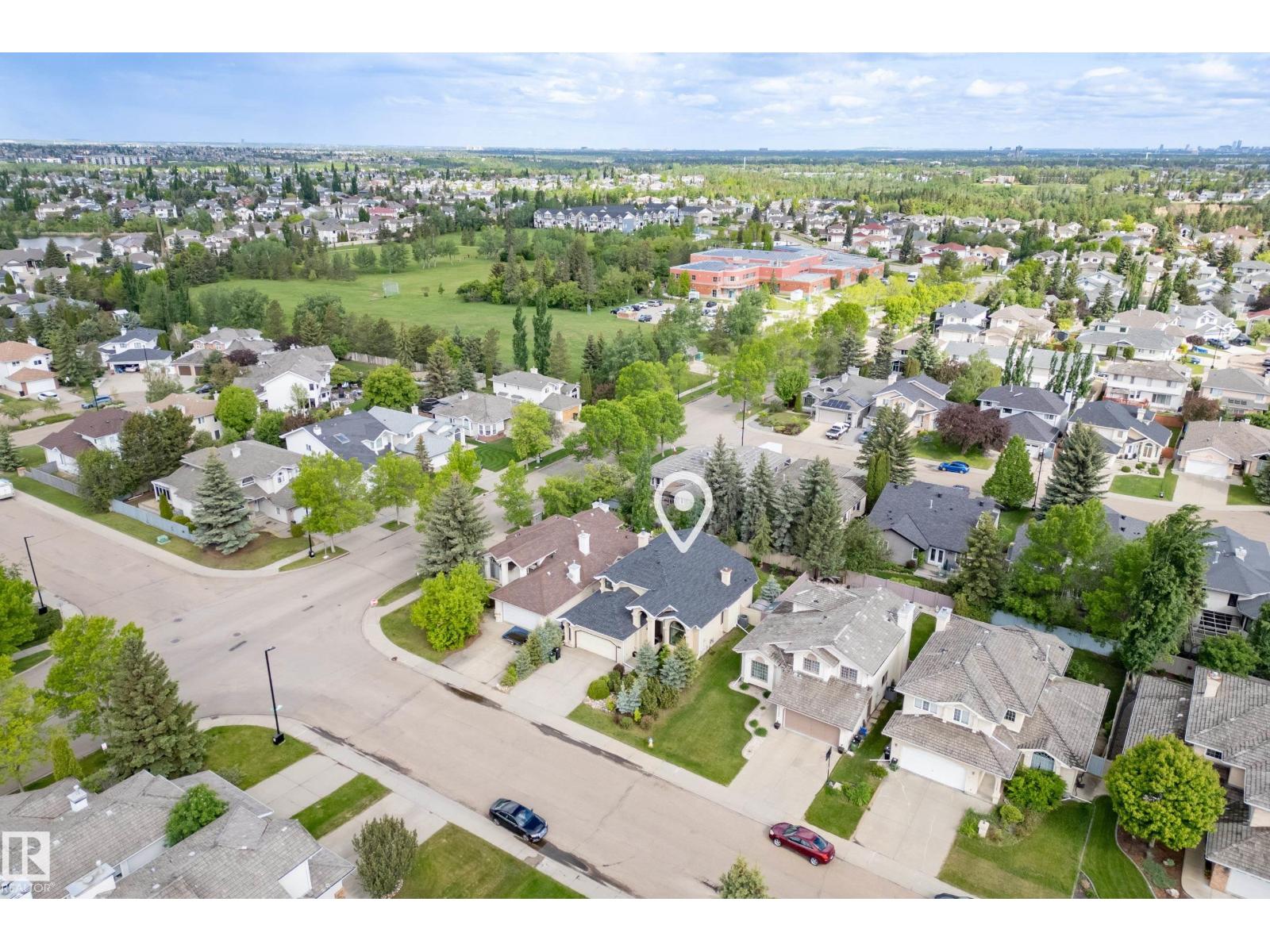 11256 10 Av NW, Edmonton, Alberta  T6J 6S2 - Photo 48 - E4492871