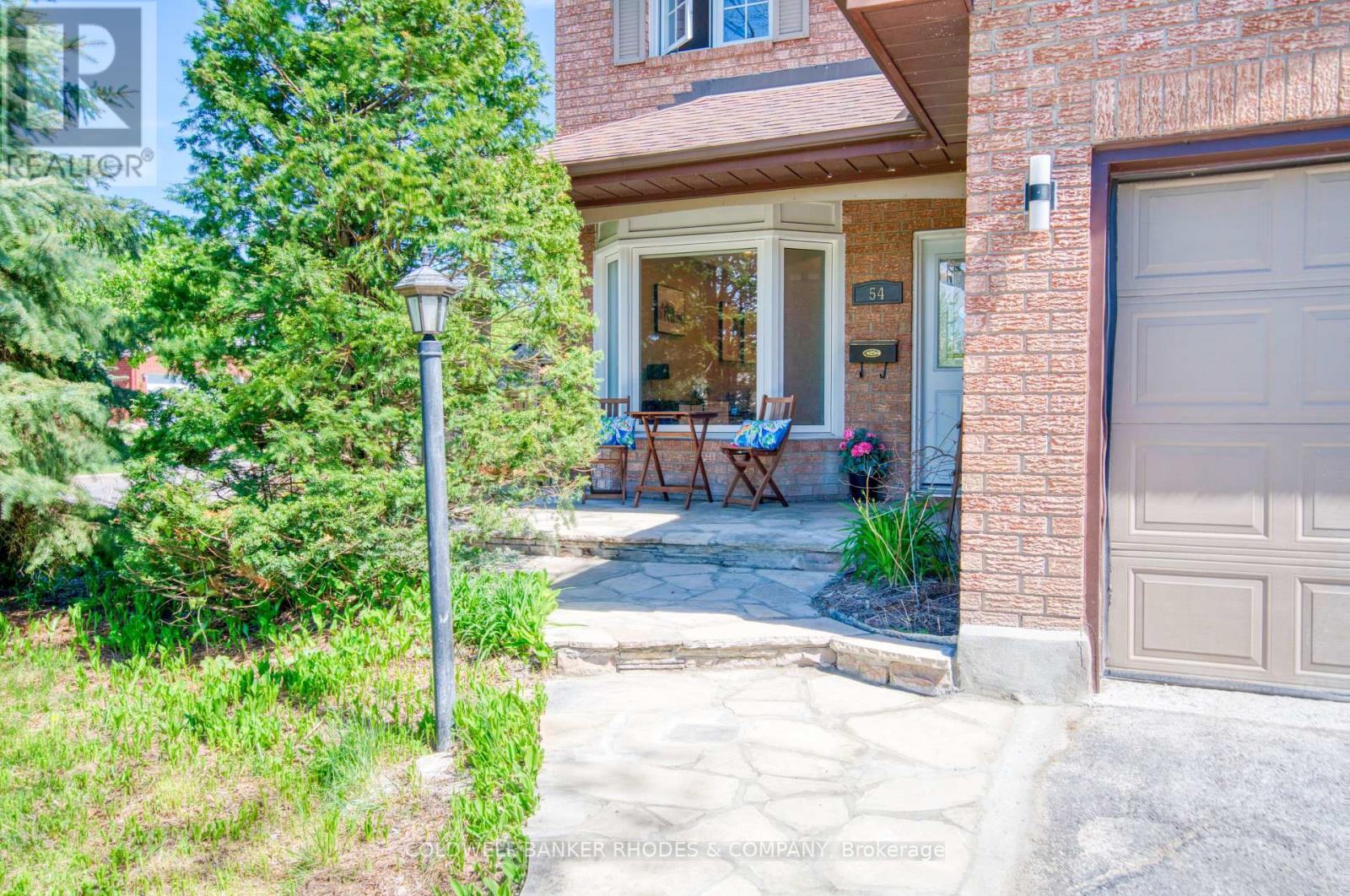 54 Keys Way, Ottawa, Ontario  K1G 4M8 - Photo 2 - X13428922