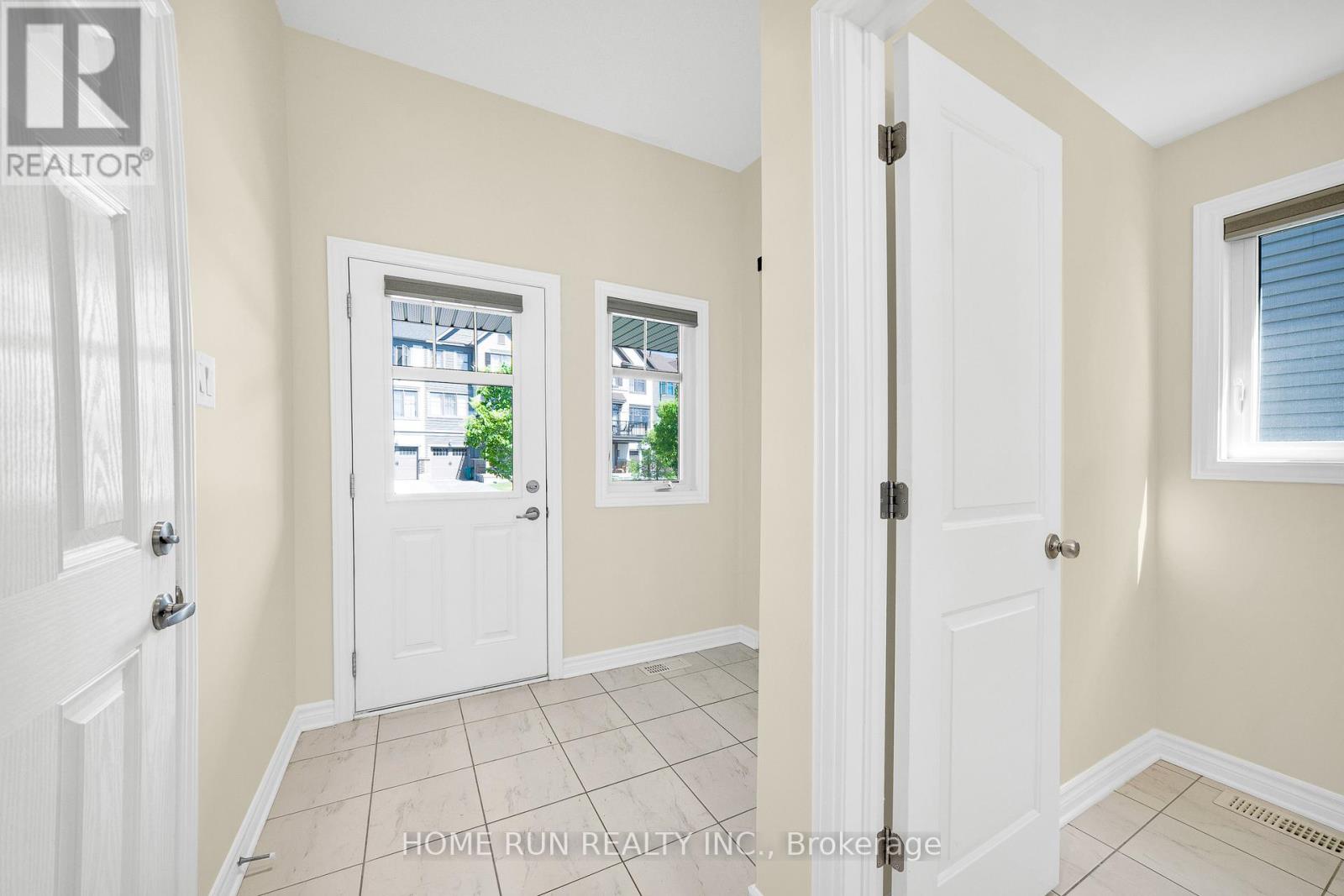 219 Halyard Way, Ottawa, Ontario  K2T 0L2 - Photo 2 - X13428946