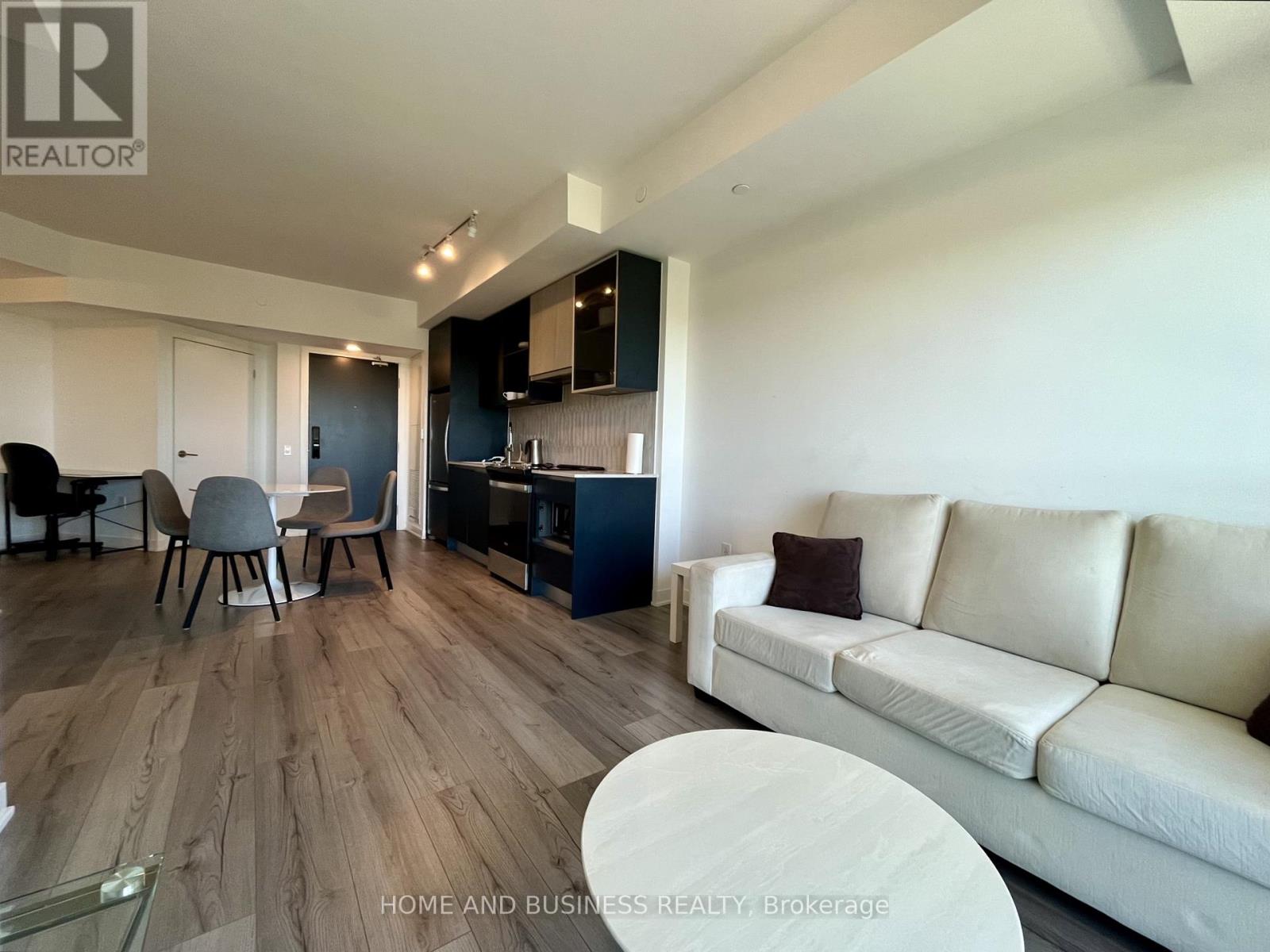 816 - 395 Dundas Street W, Oakville, Ontario  L6M 5R8 - Photo 14 - W13222956