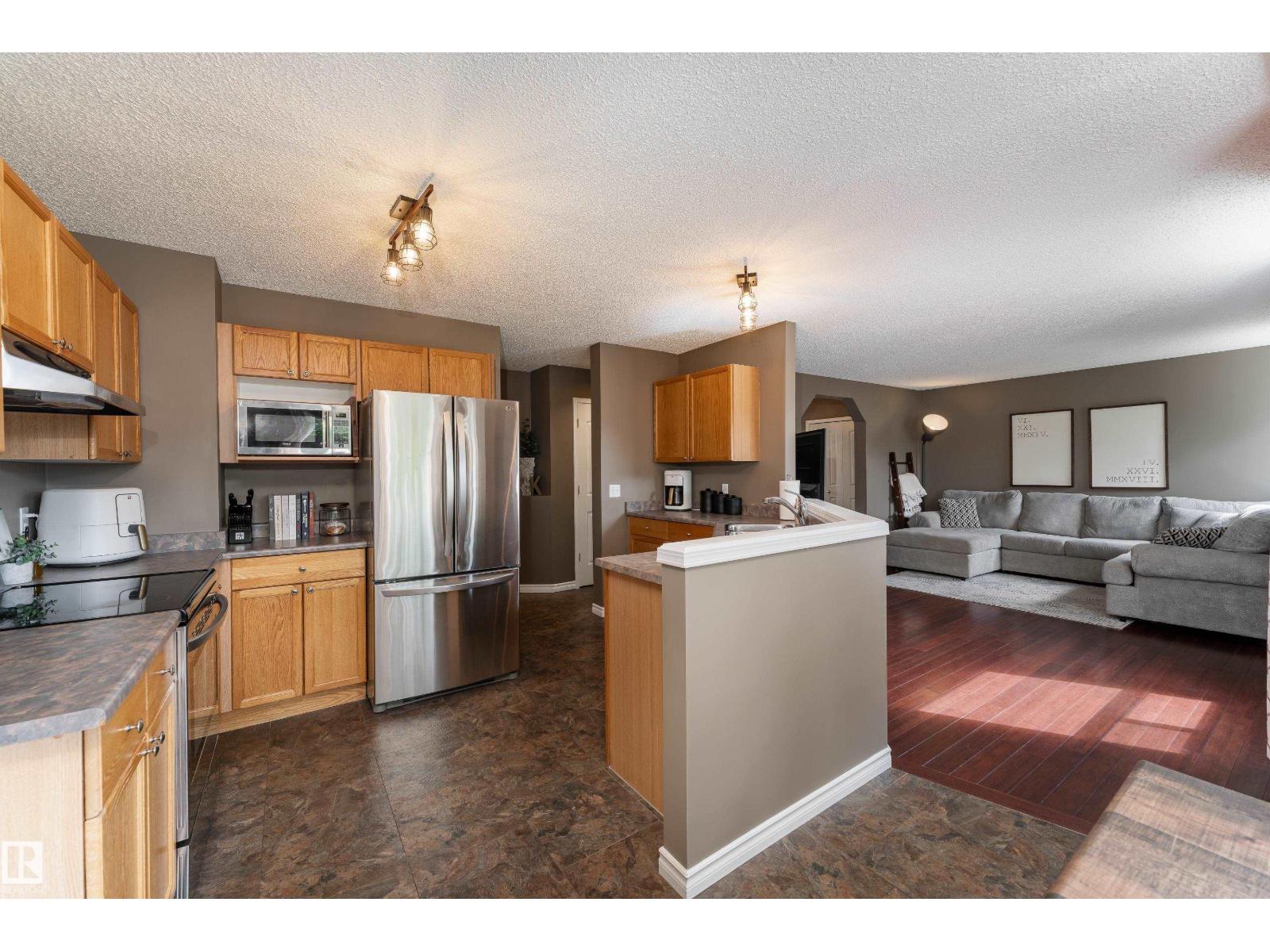 186 Foxboro Ld, Sherwood Park, Alberta  T8A 6C7 - Photo 12 - E4492879