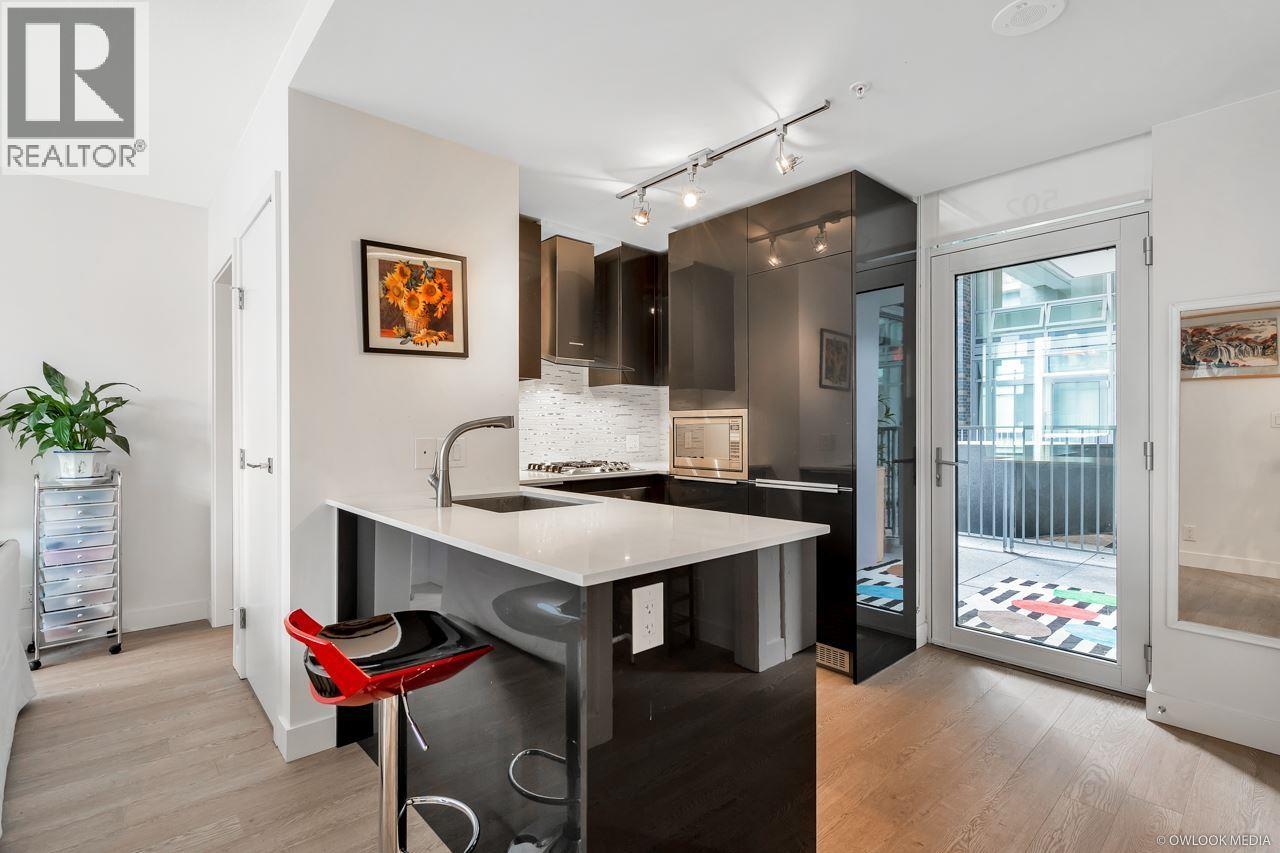 502 1283 Howe Street, Vancouver, British Columbia  V6Z 0E3 - Photo 1 - R3134681