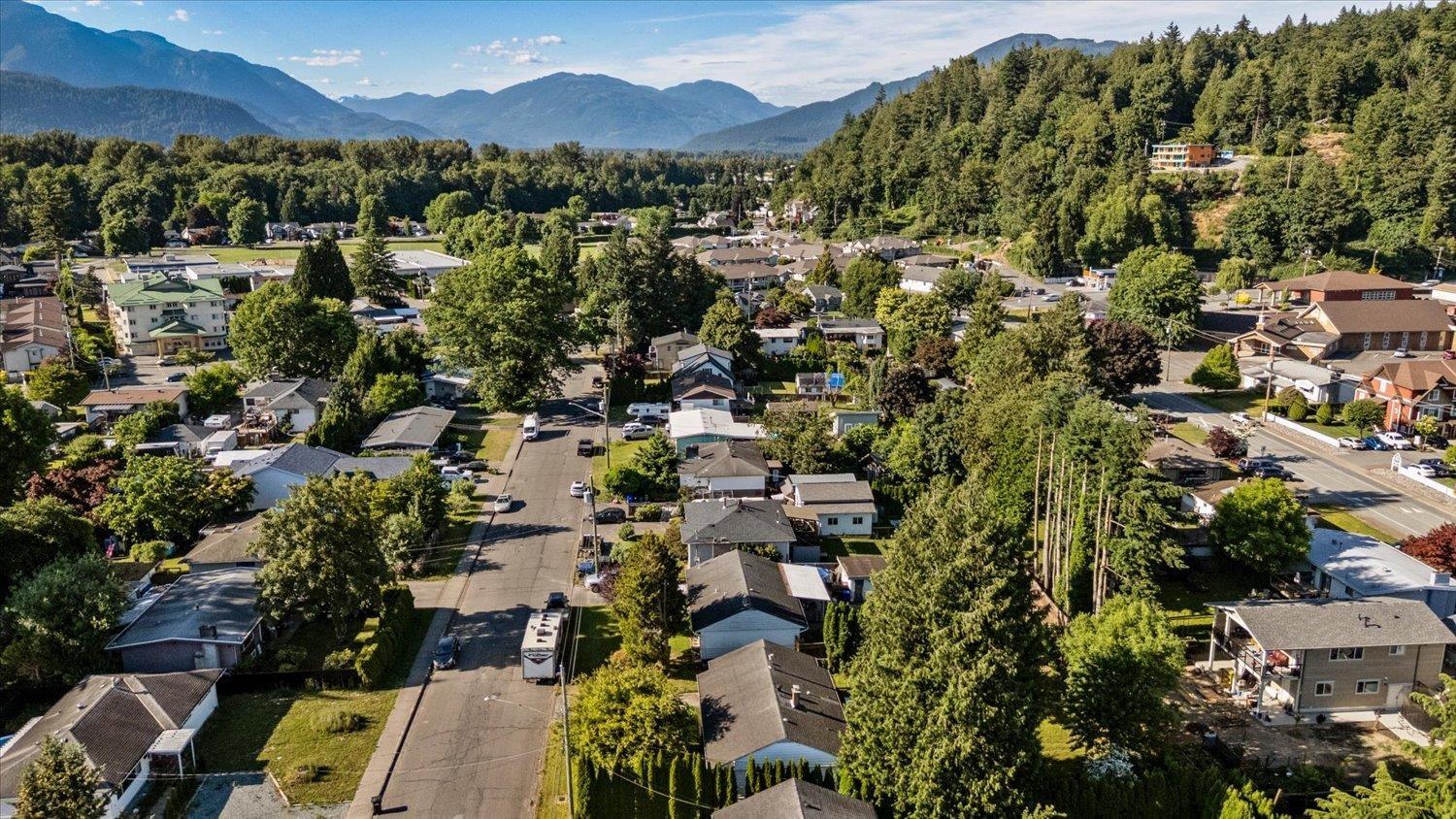 9740 Carleton Street, Chilliwack Proper East, Chilliwack, British Columbia  V2P 6E3 - Photo 36 - R3132234