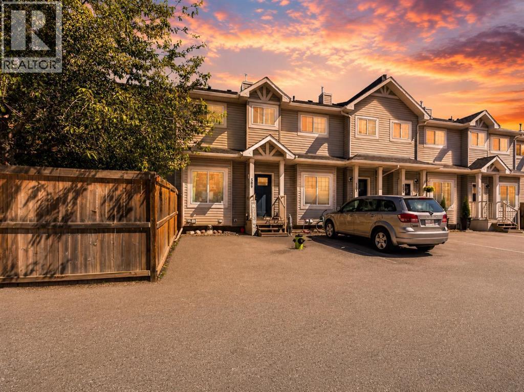 509 Strathaven Mews, Strathmore, Alberta  T1P 1X9 - Photo 4 - A2318855