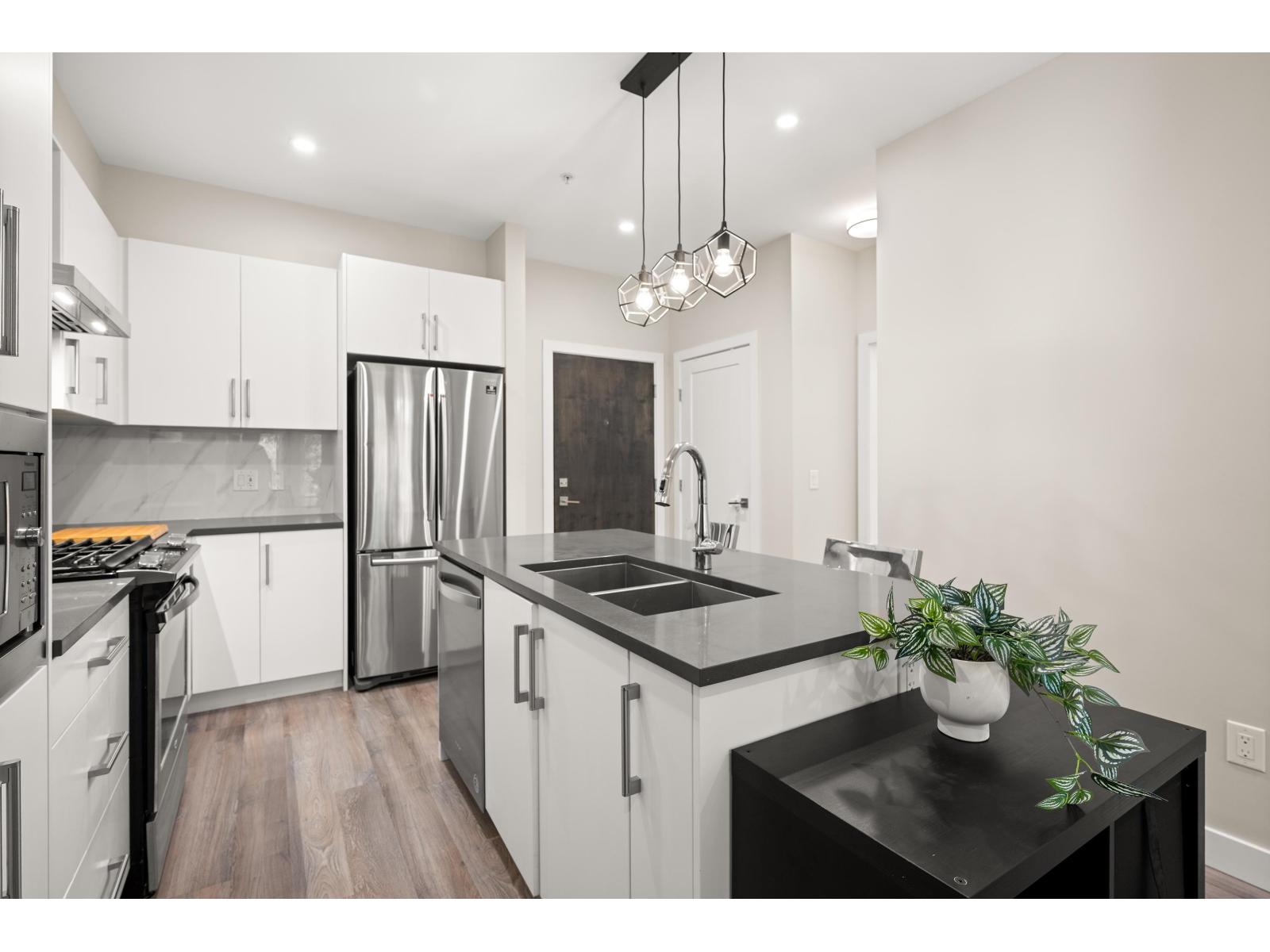 404 15436 31 Avenue, Surrey, British Columbia V3Z 1H3 - Photo 5 - R3134473