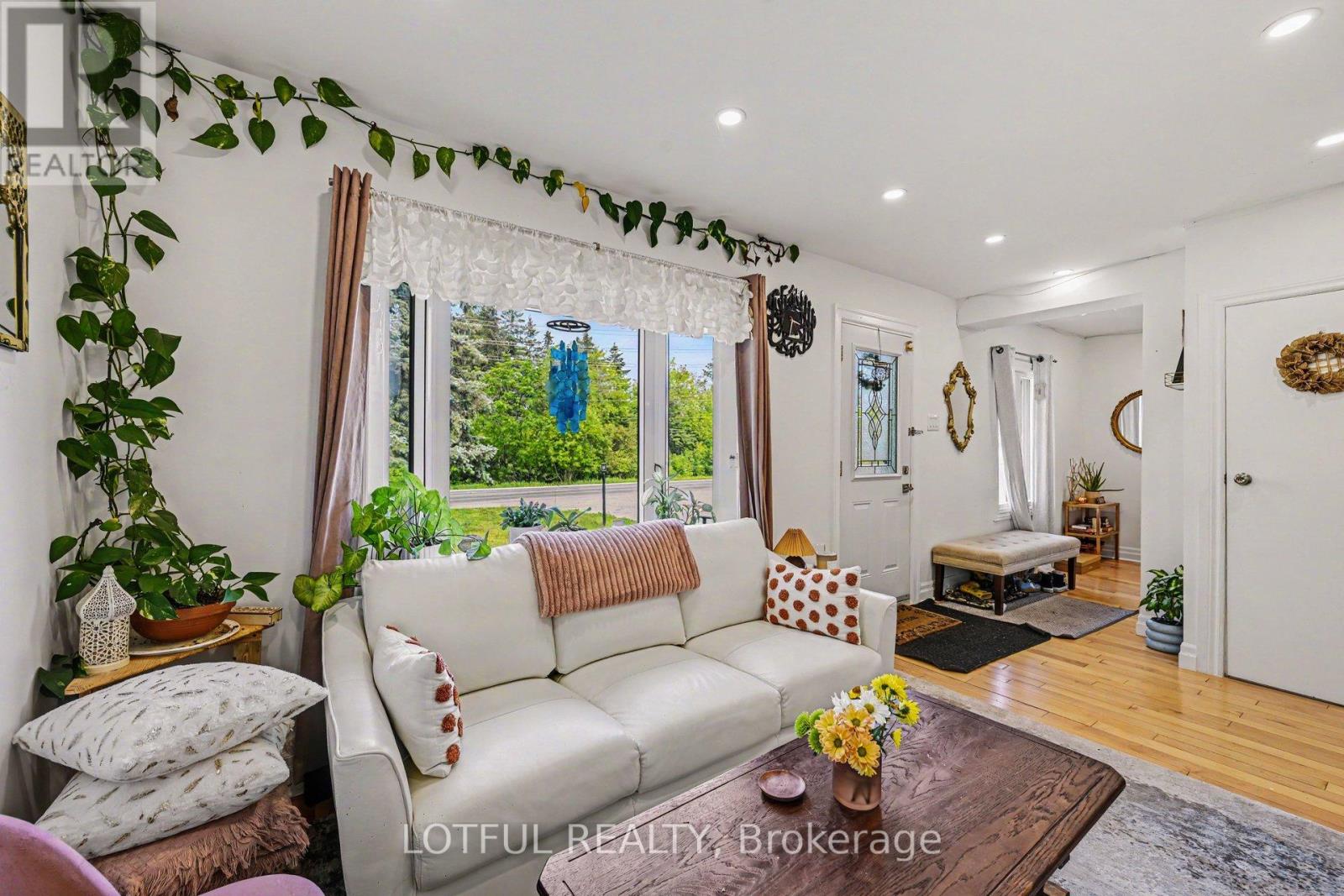 10 Cassidy Road, Ottawa, Ontario K2H 6J8 - Photo 6 - X13428970