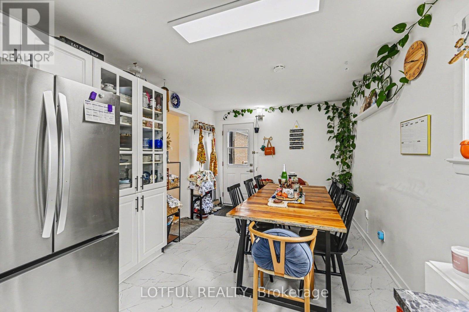 10 Cassidy Road, Ottawa, Ontario K2H 6J8 - Photo 7 - X13428970