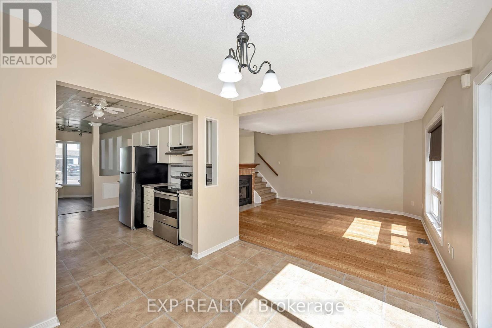 1242 St Jean Street, Ottawa, Ontario  K1C 7C9 - Photo 8 - X13428972