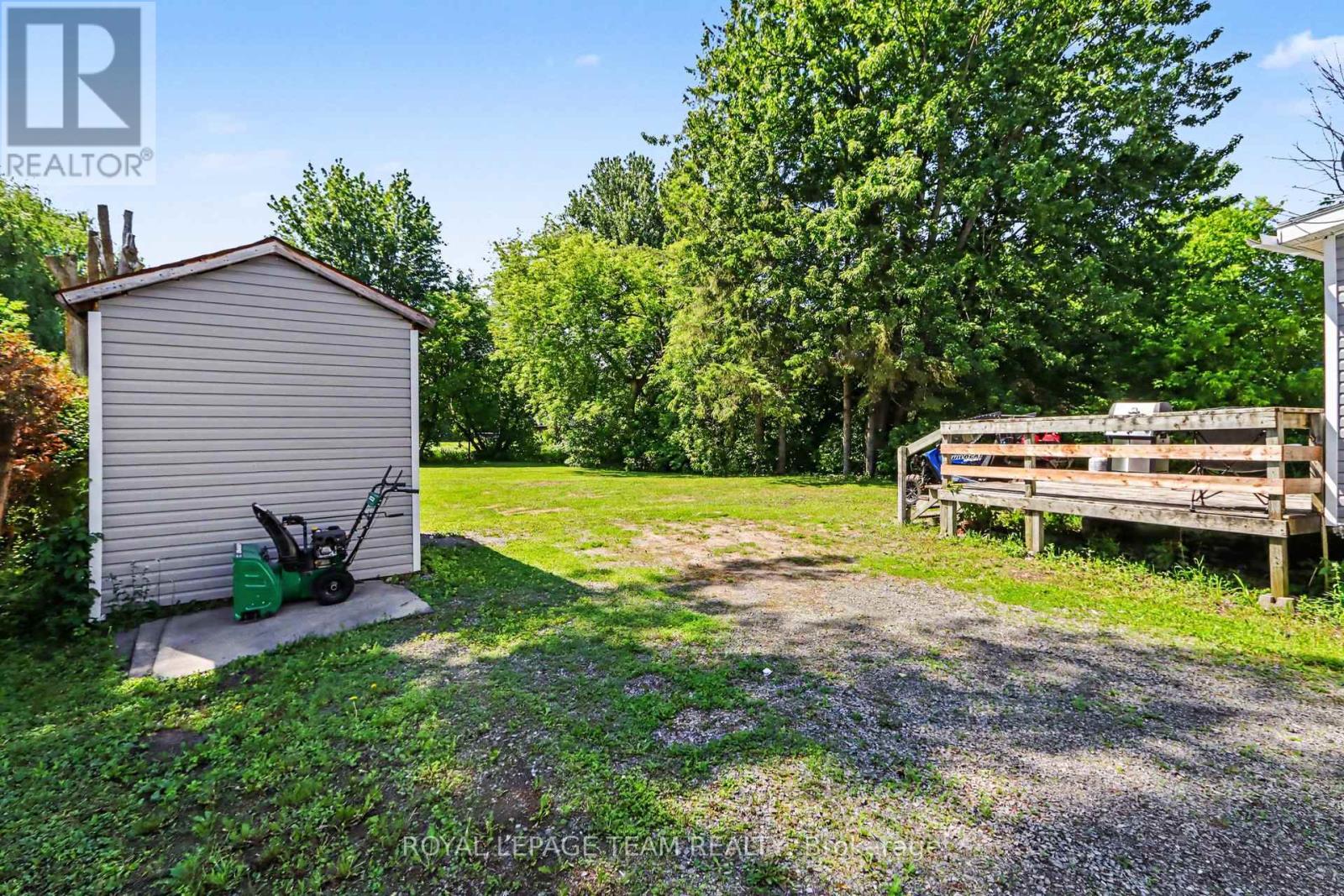 10486 Clark Road, North Dundas, Ontario K0E 1S0 - Photo 2 - X13428990