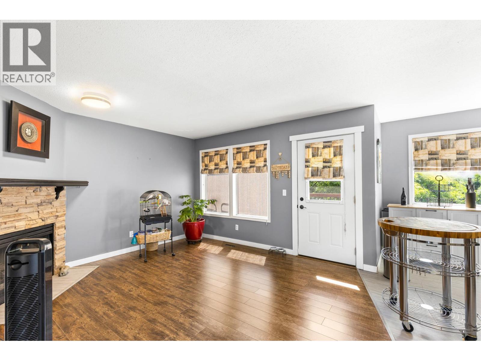 222 Biggar Road, Kelowna, British Columbia  V1V 1S4 - Photo 8 - 10391066