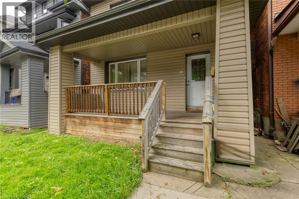 31 Gibson Avenue, Hamilton, Ontario  L8L 6J4 - Photo 2 - 40838203