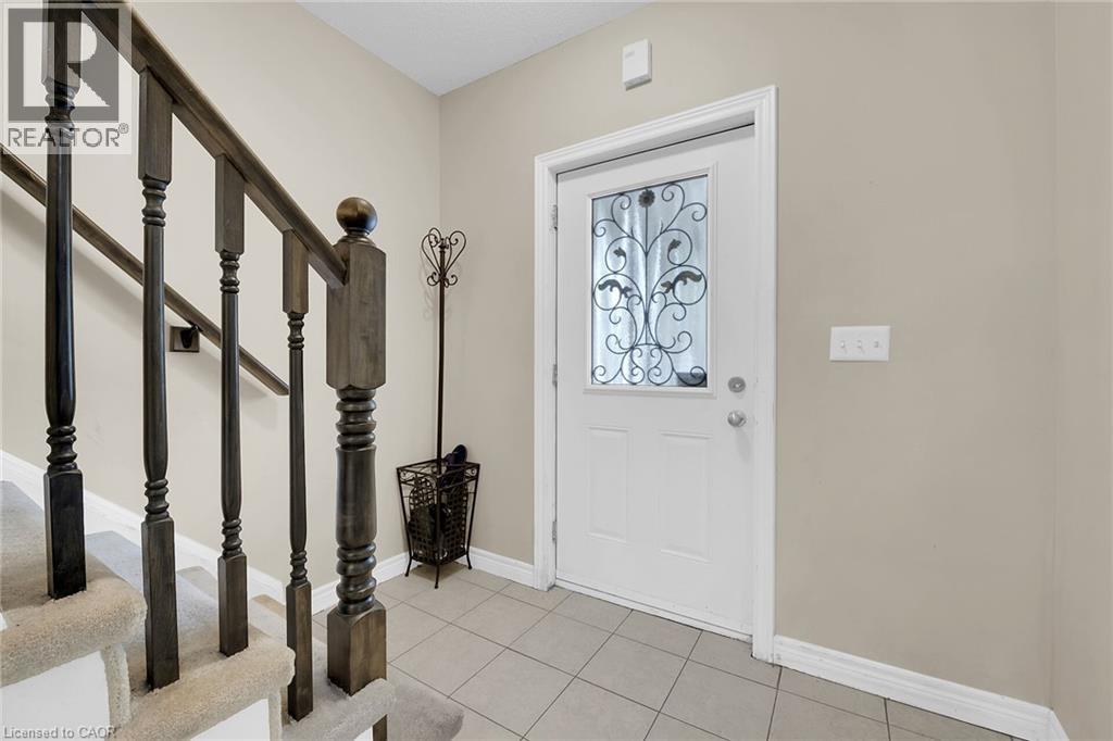31 Gibson Avenue, Hamilton, Ontario  L8L 6J4 - Photo 3 - 40838203