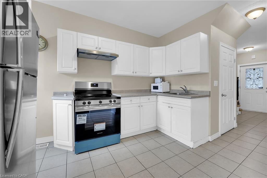 31 Gibson Avenue, Hamilton, Ontario  L8L 6J4 - Photo 4 - 40838203